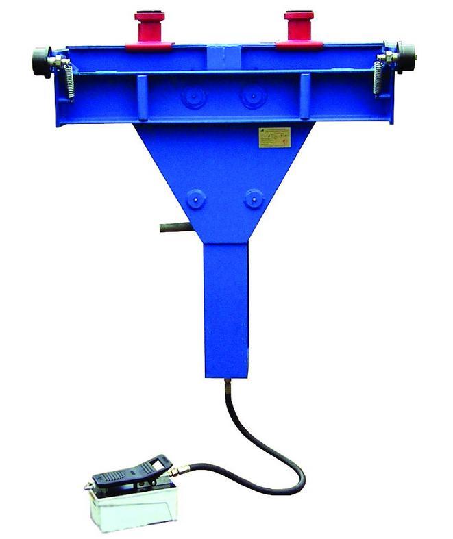 Подъемник автомобильный канавный ПНК-10