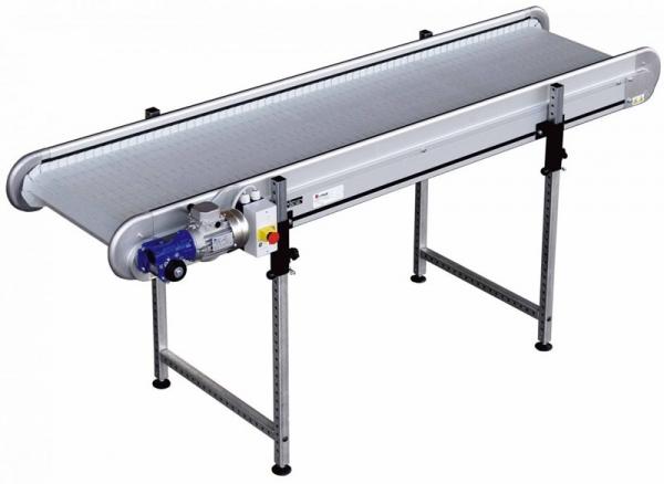 Горизонтальный конвейер с пластиковой модульной лентой P2100